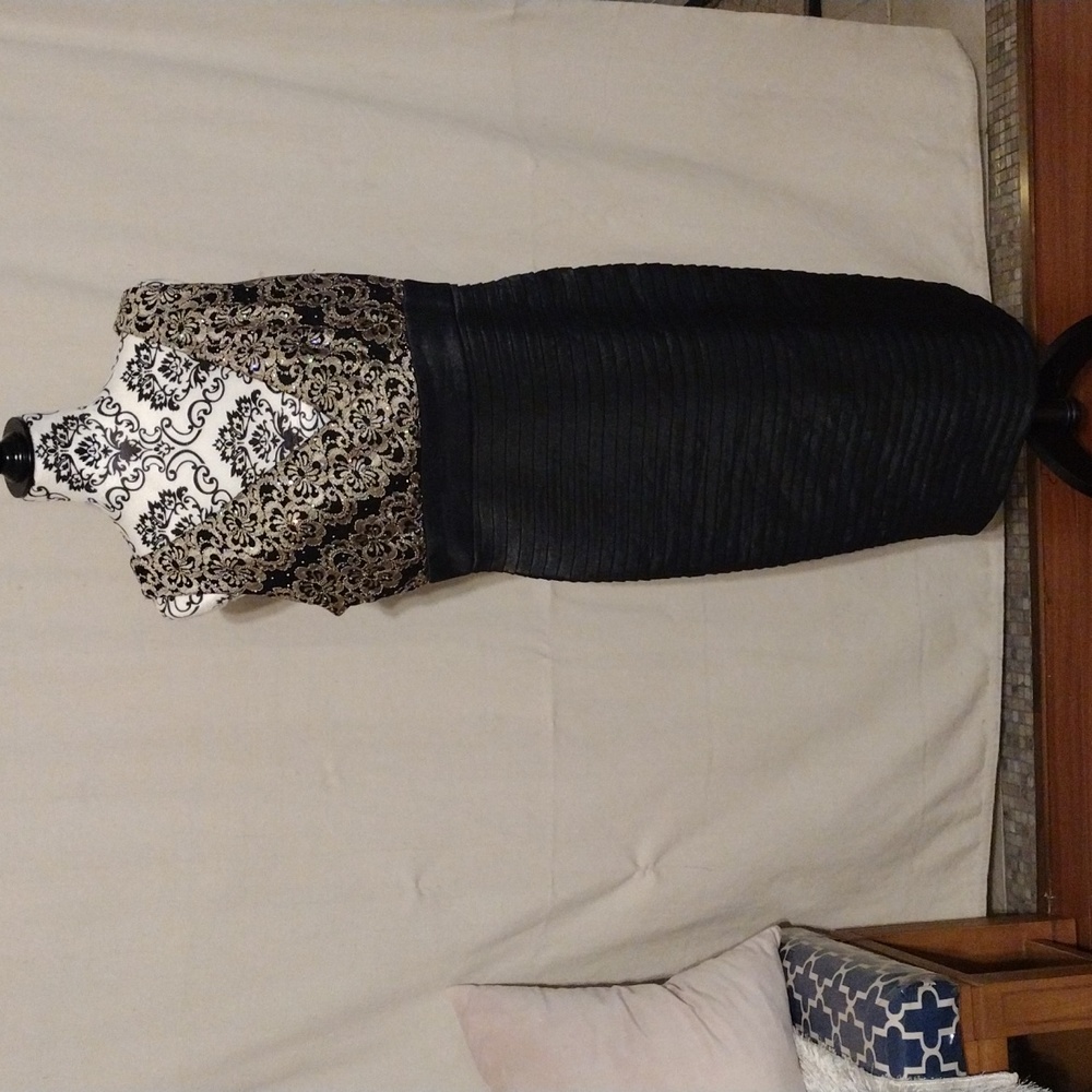 R&M Richards Cocktail Stretch Dress Sz 14 Black Gold Multi-colored Rhinestones